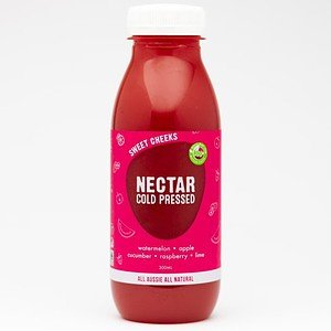 Cold pressed nectar juice with watermelon, apple, cucumber, raspberry, and lime.